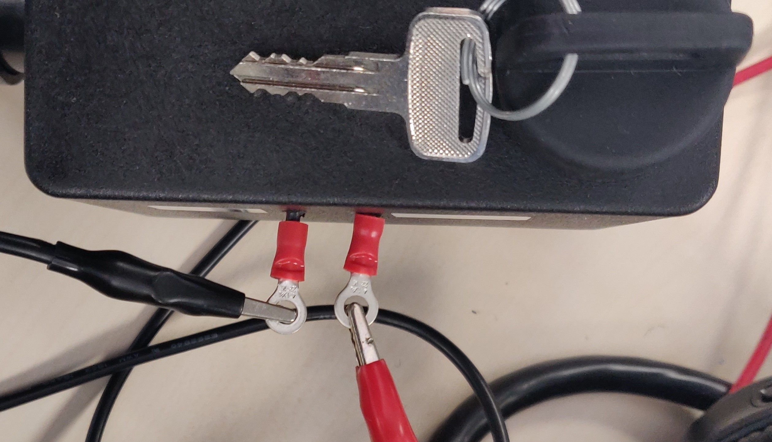 powering_seatek_test_box.jpg